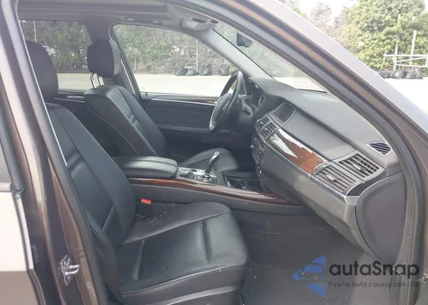 2012 BMW X5 xDrive35D z USA, uszkodzony, nr VIN 5UXZW0C56CL670005